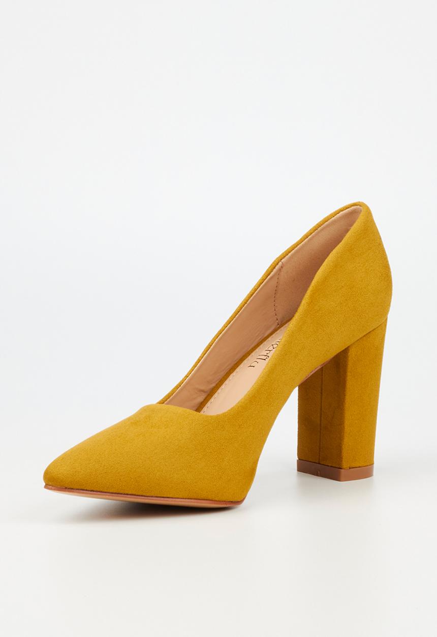 Butterfly Feet - Uma 2 court heel - mustard