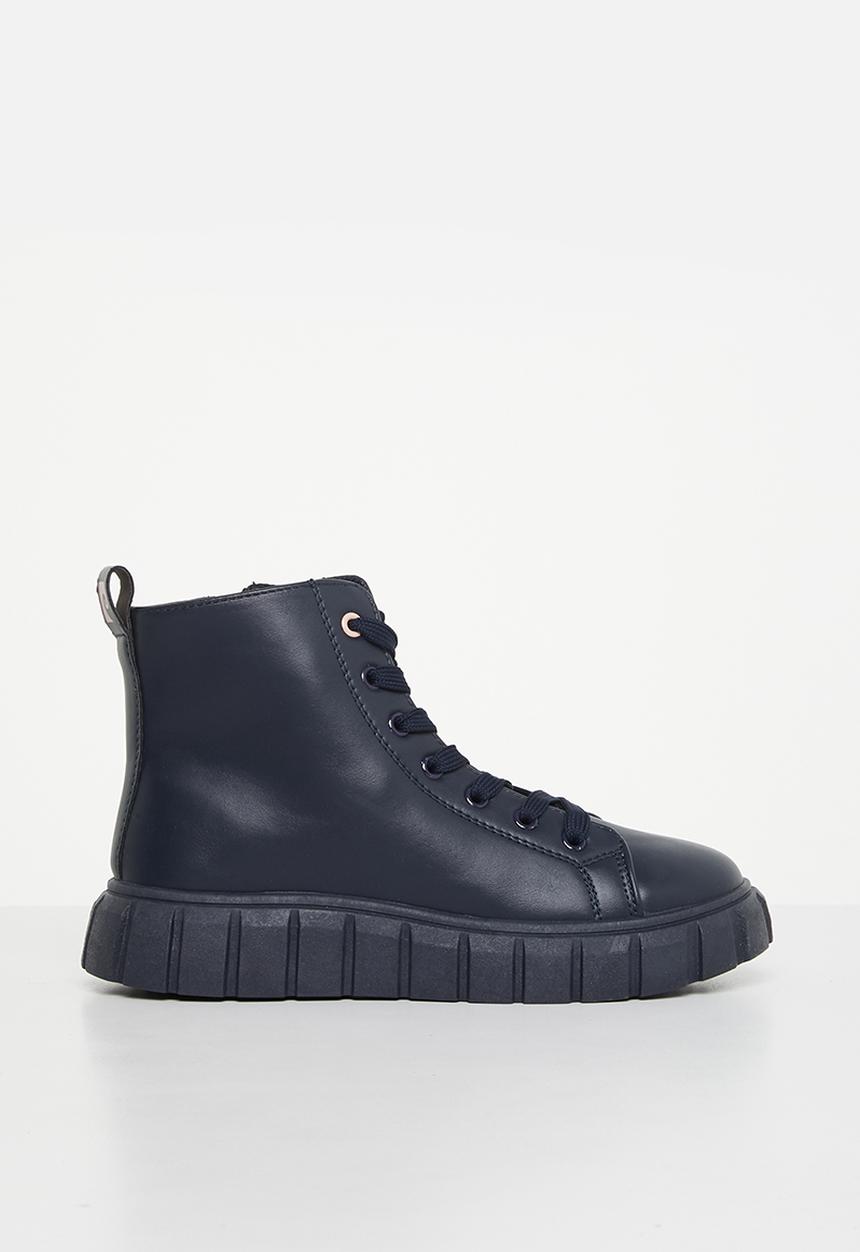 Pierre Cardin - Riley youths cleated boot - navy
