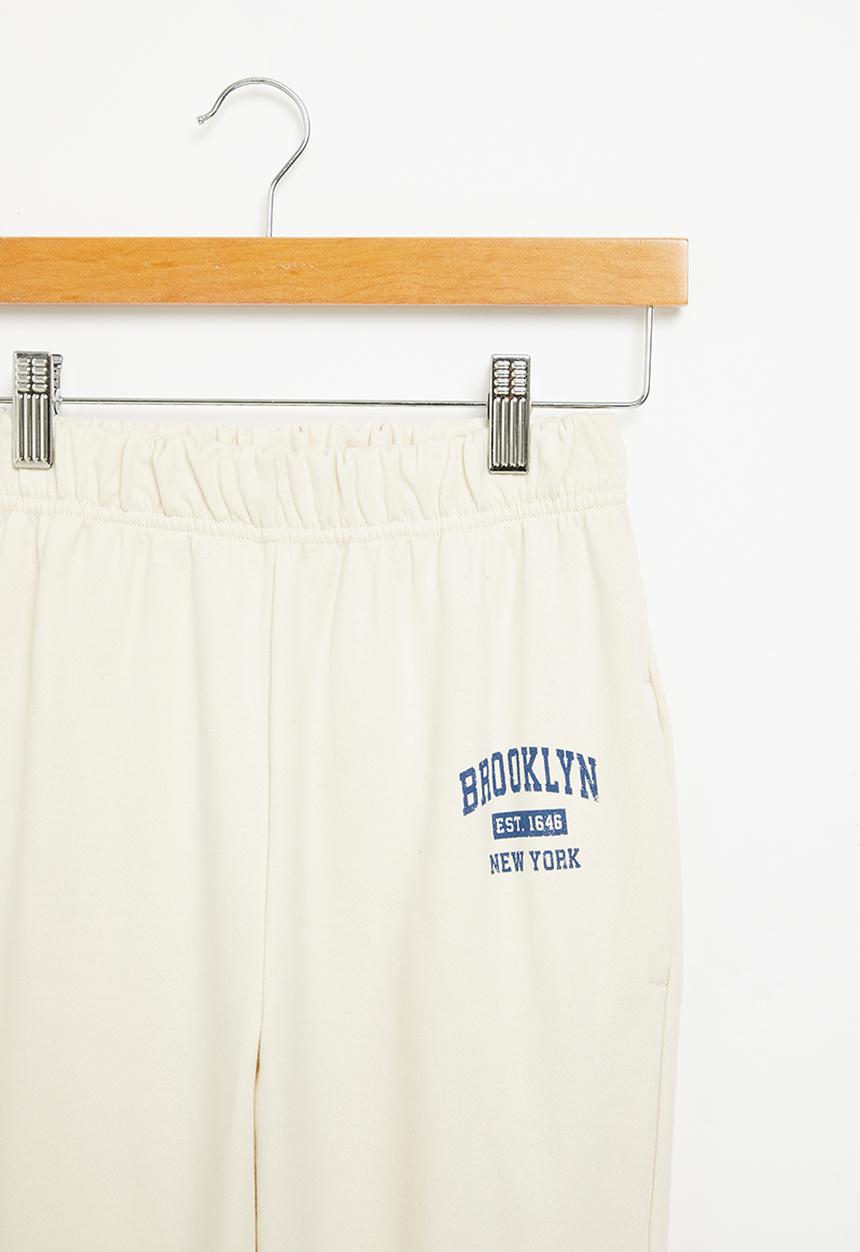 Superbalist - Printed jogger - stone