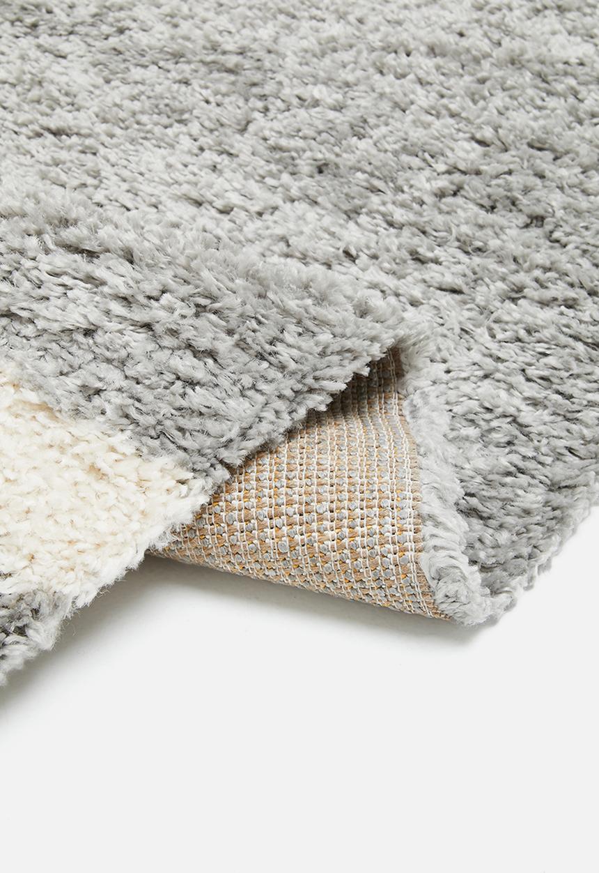 Fotakis - Trio triangle gipsy shaggy rug - grey