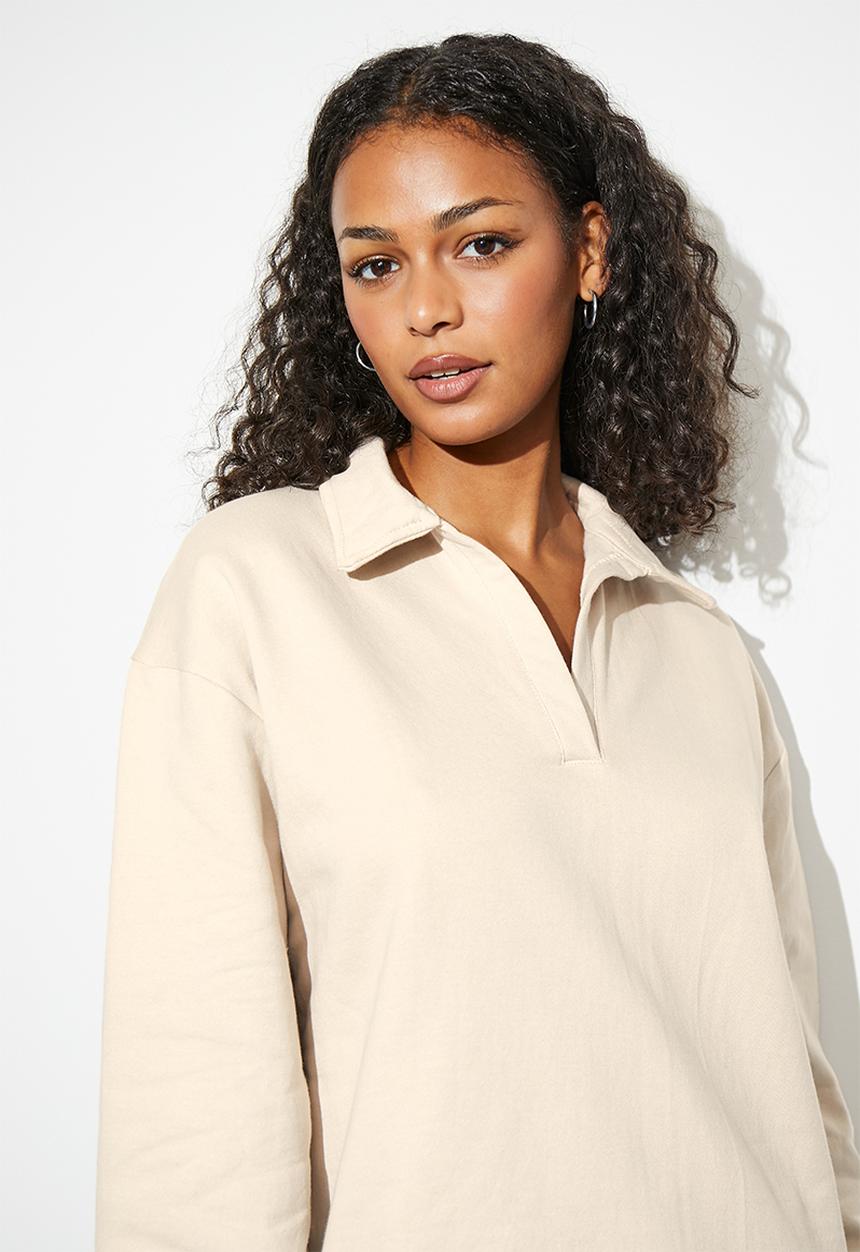 Superbalist - Longer length collared sweat - sand 