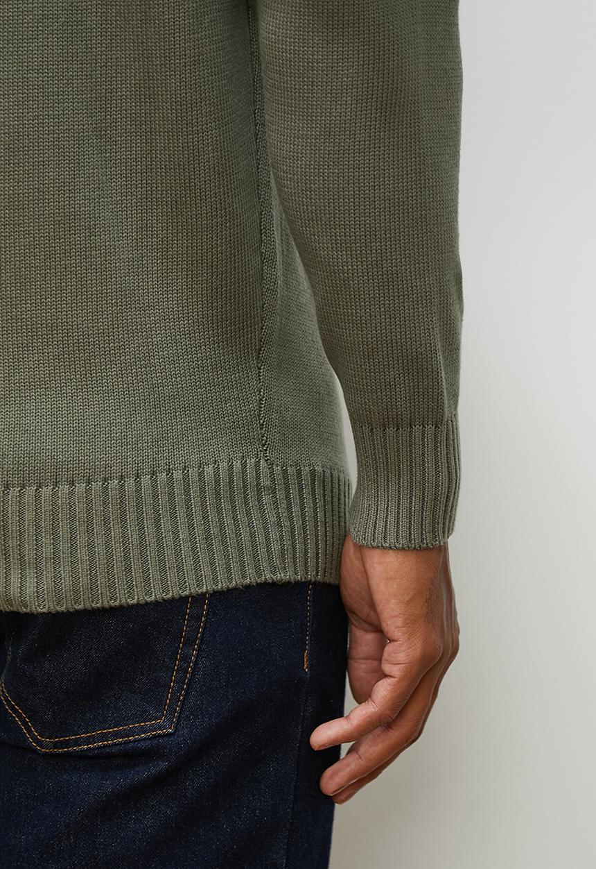 Lark & Crosse - Enzyme washed regular fit textured knit - olive