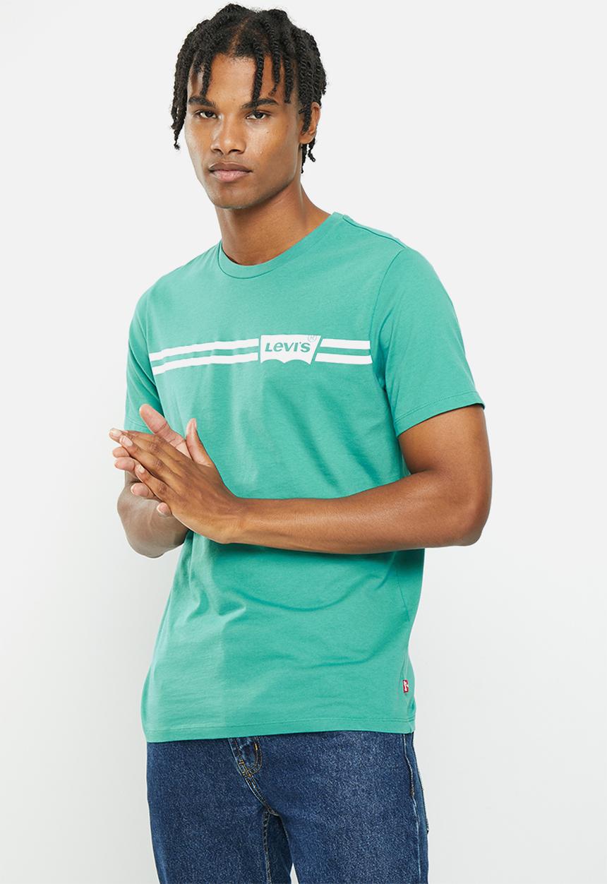Levi’s® - Graphic crewneck tee chest stripe bw - green
