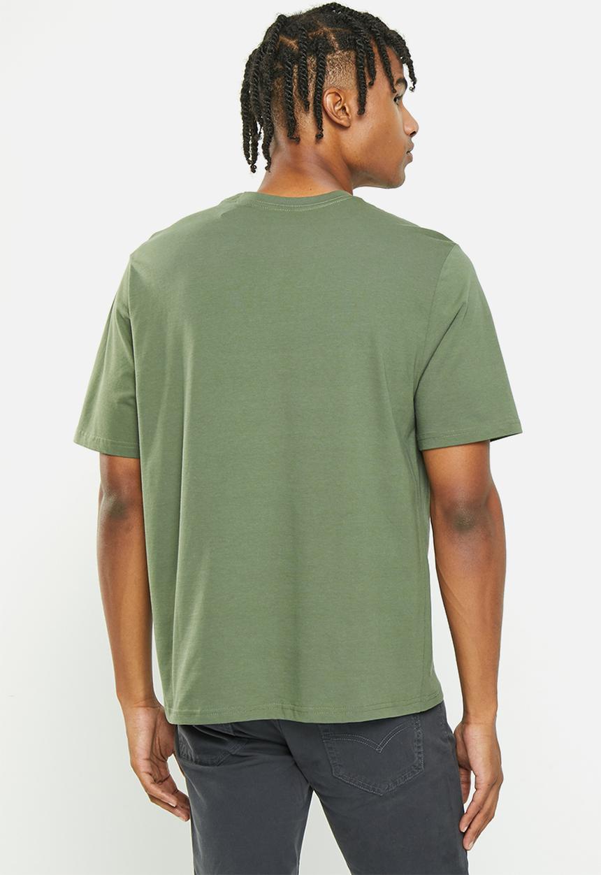 Levi’s® - Short sleeve relaxed fit tee poster logo dist - green