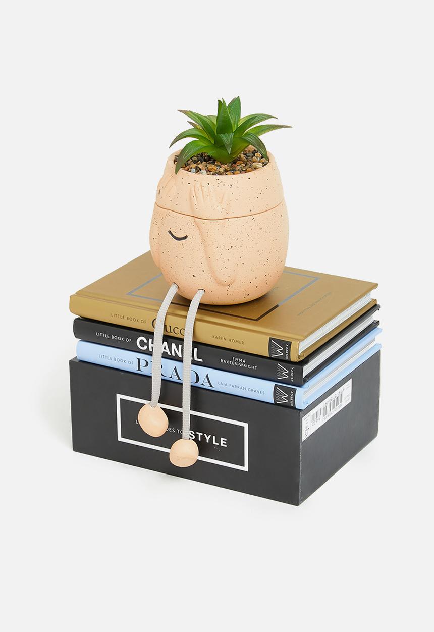 Typo - Stashed away mini planter - light peach face rope legs