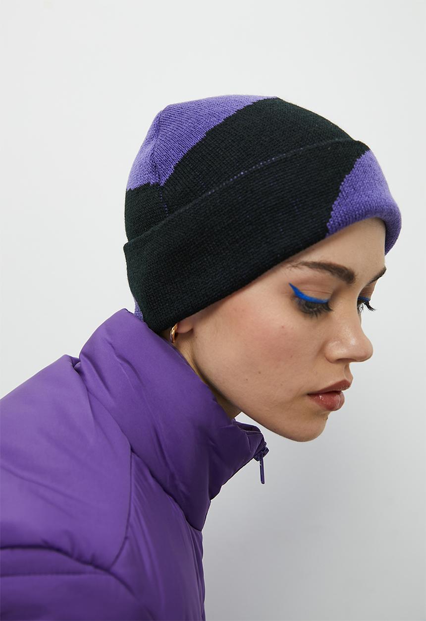 Superbalist - Erica beanie - purple & black