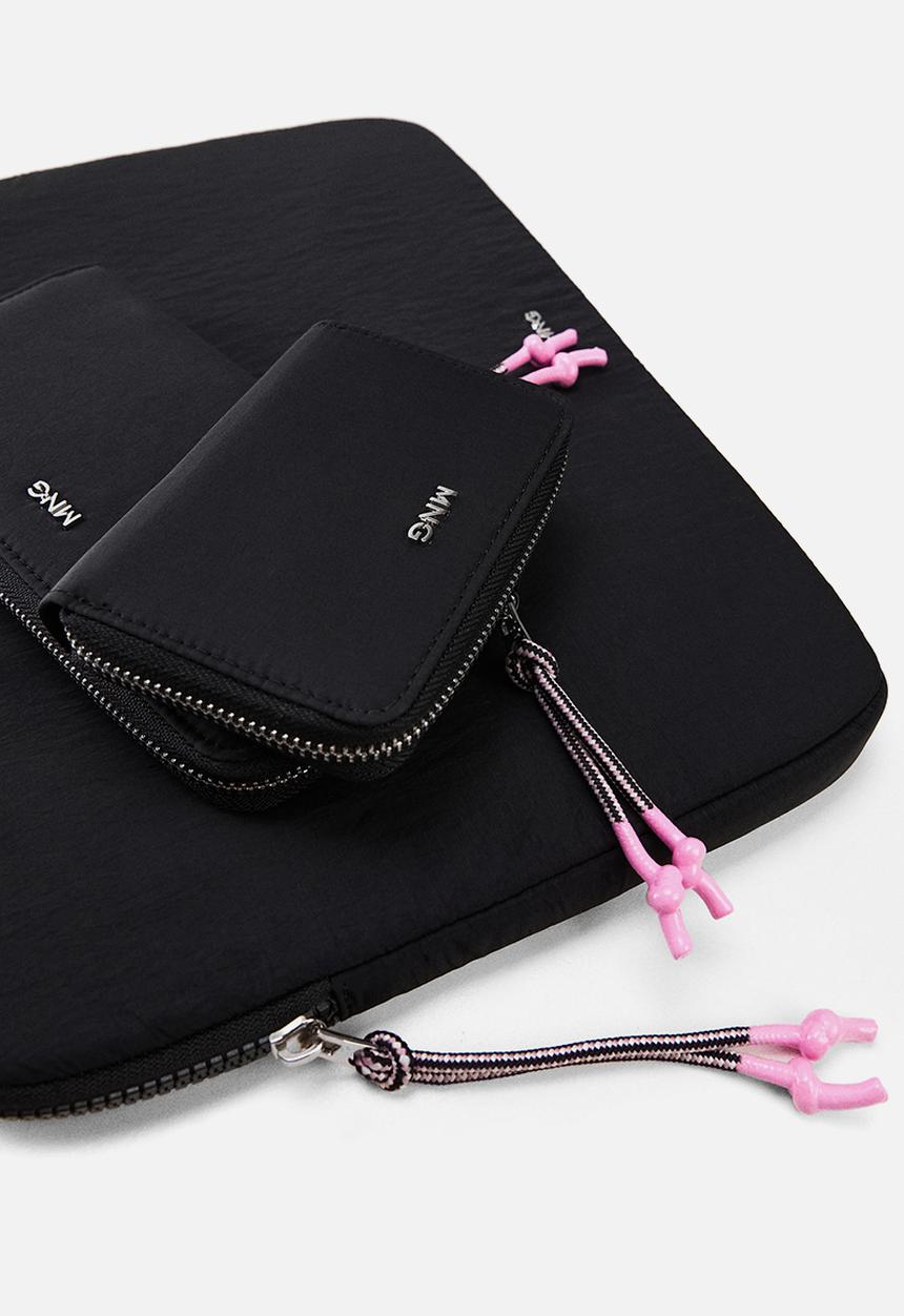 MANGO - Padded logo wallet - black
