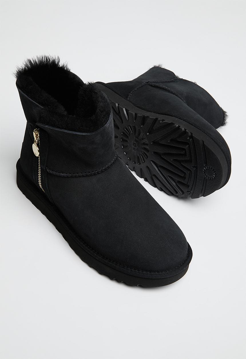 UGG® - Bailey zip mini - black