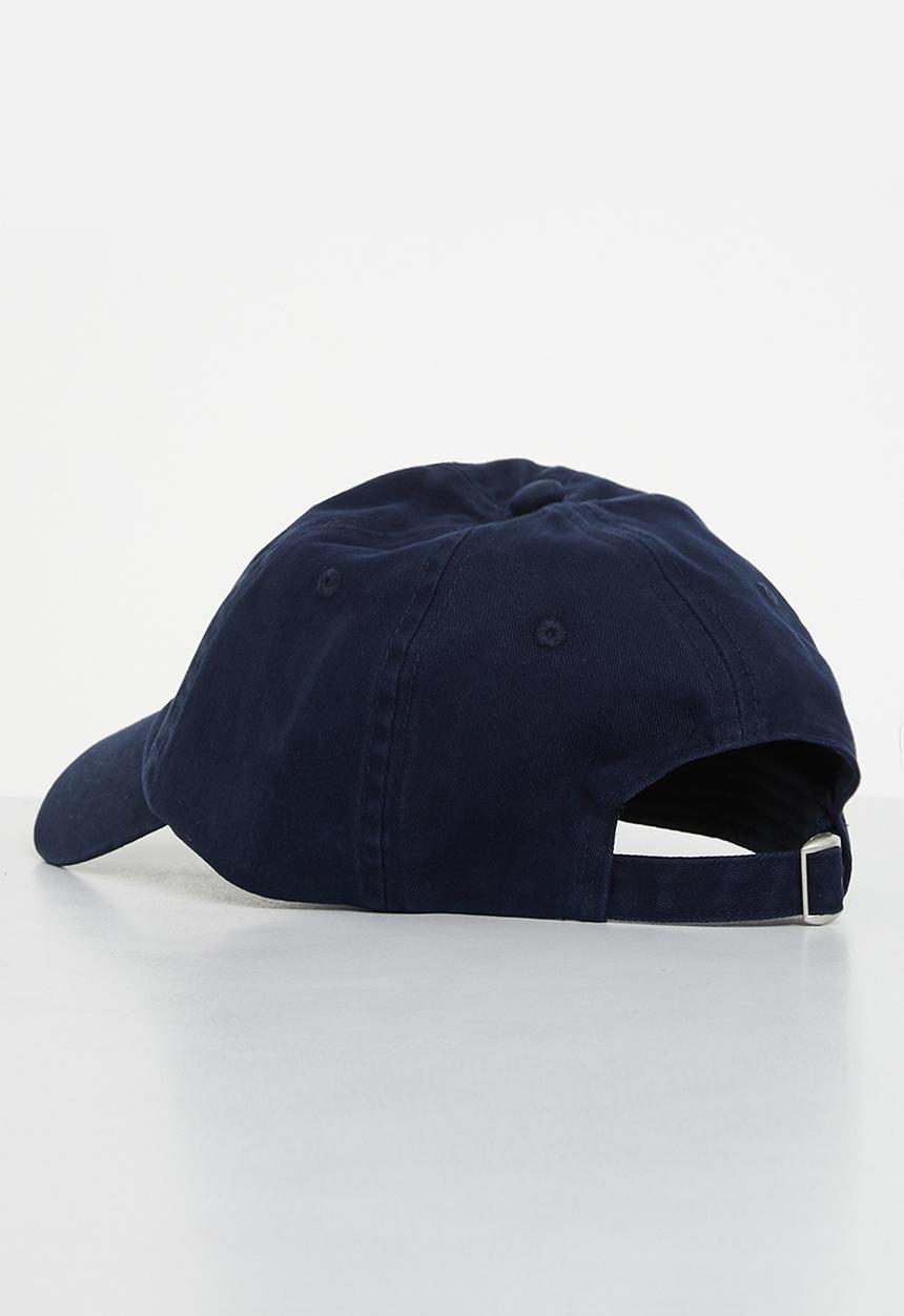 Rubi - Road trip cap-lcn mickey tennis club