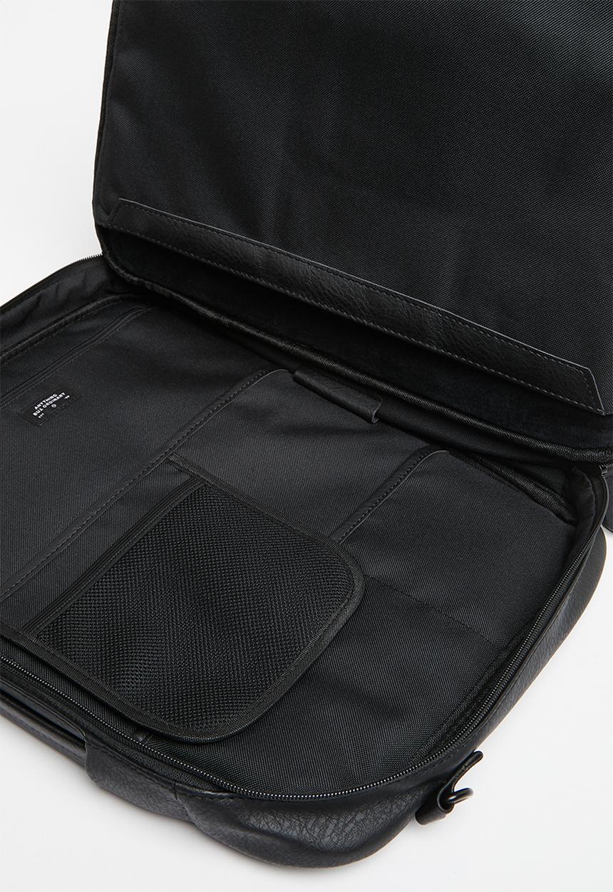 Typo - Core 15 Inch Mobile Desk - Black