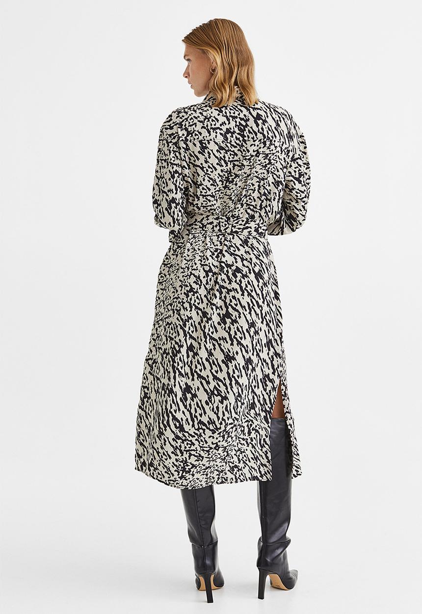 H&M - Tie-belt shirt dress - light beige/patterned