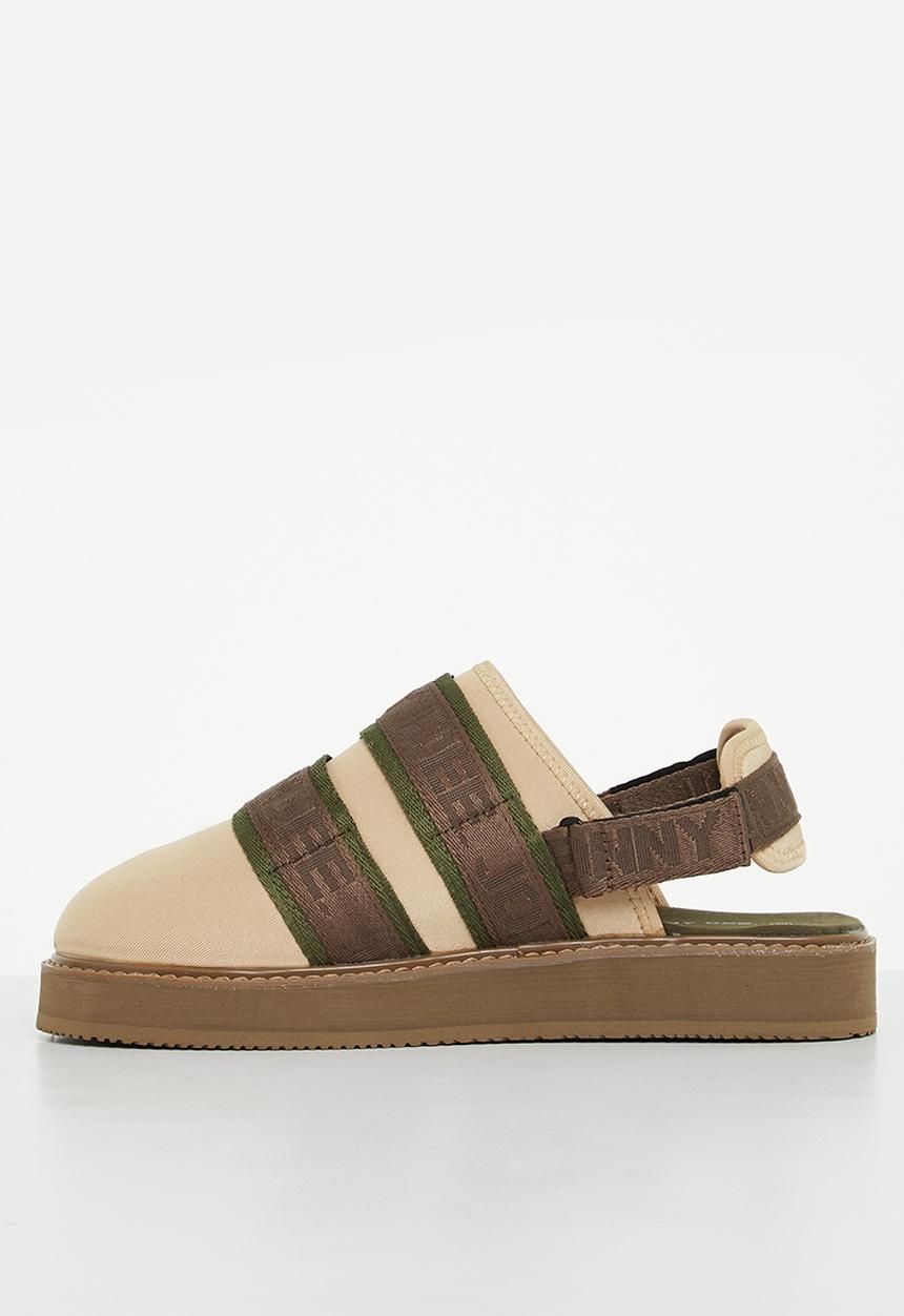 Jonathan D - J james nylon mule - pecan