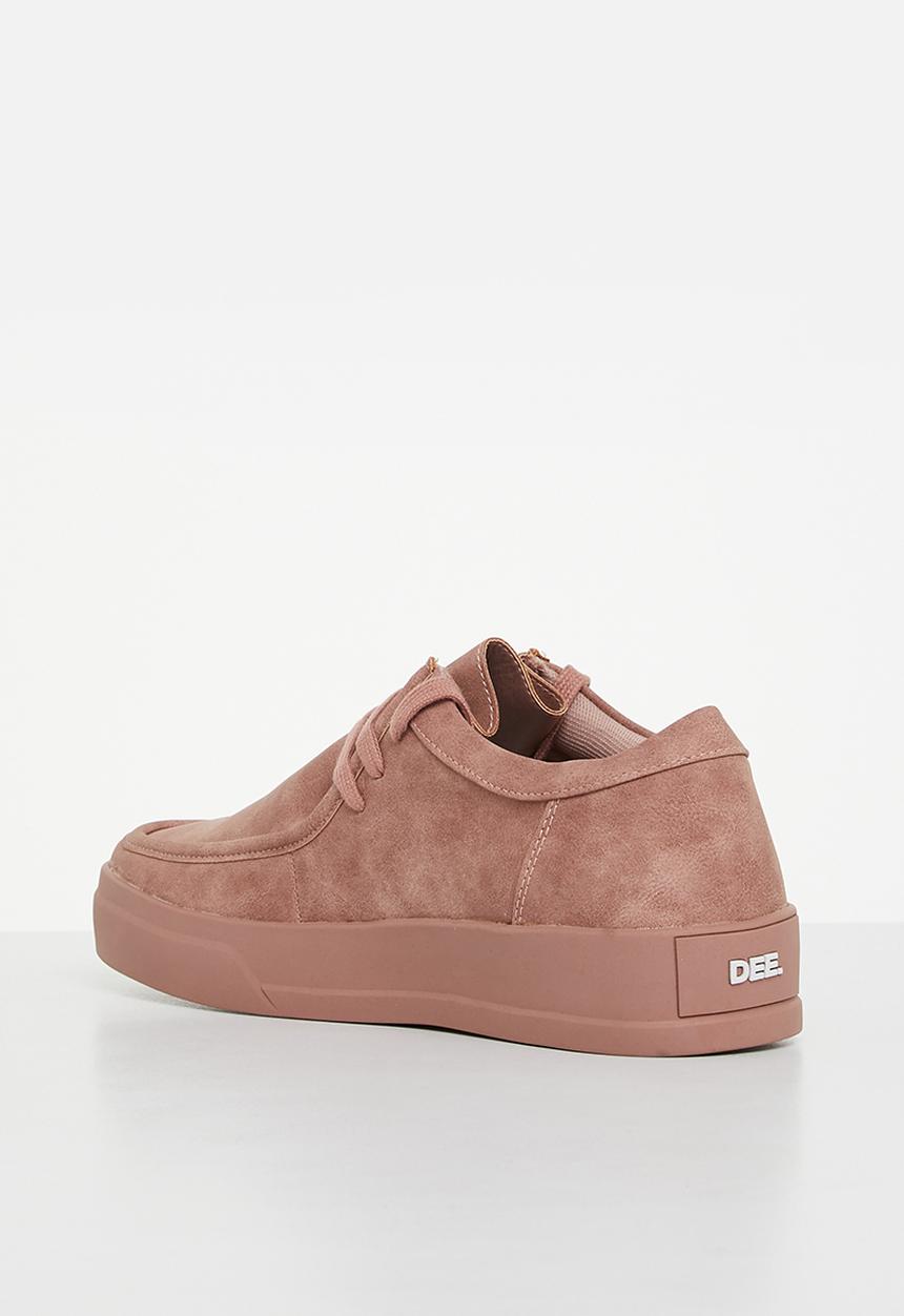 Jonathan D - J junior nubuck derby - clay