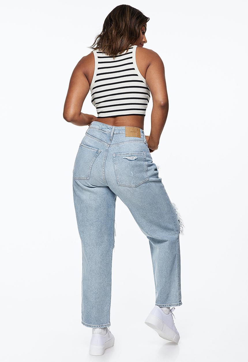 H&M - Curvy fit mom ultra high ankle jeans - light denim blue