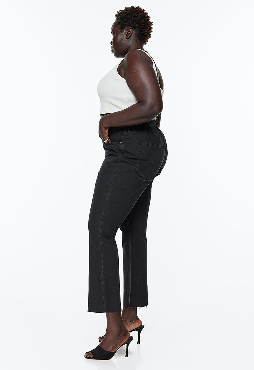 H&M - Curvy fit flared high cropped jeans - black