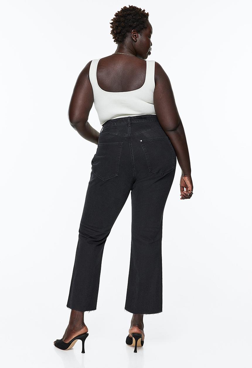 H&M - Curvy fit flared high cropped jeans - black