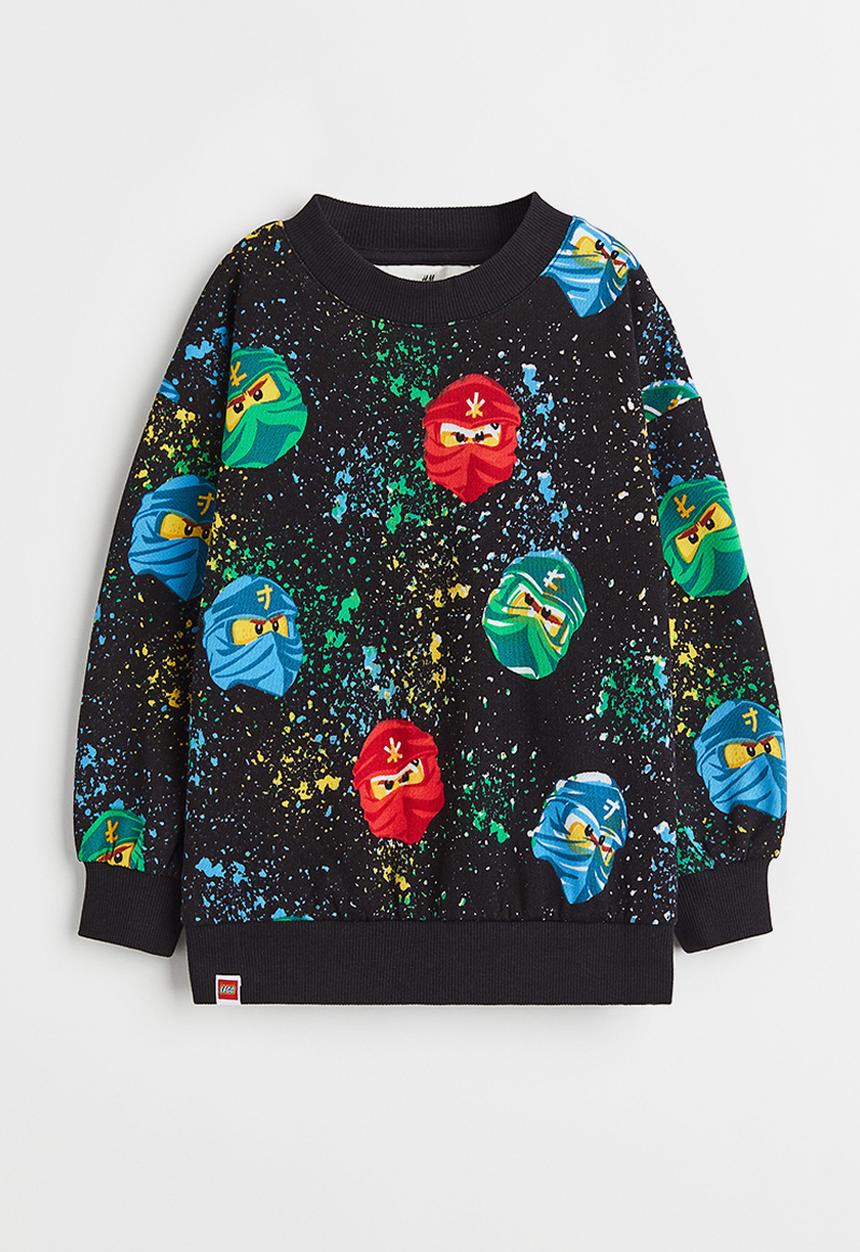 H&M - Oversized printed sweatshirt - black/lego ninjago