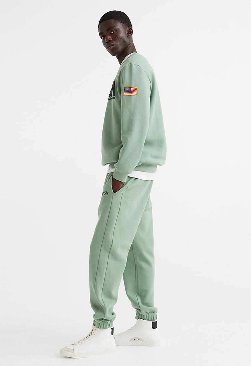 H&M - Relaxed fit sweatpants -  light green/nasa