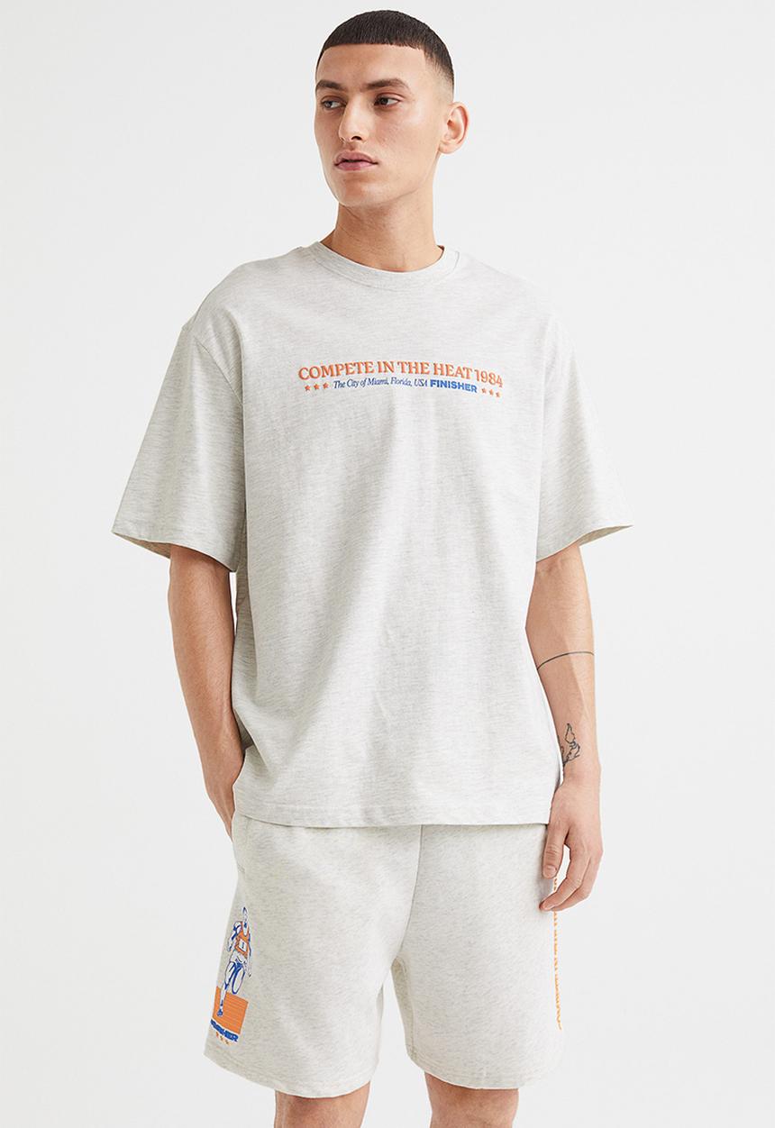 H&M - Relaxed fit printed t-shirt - light grey marl/compete