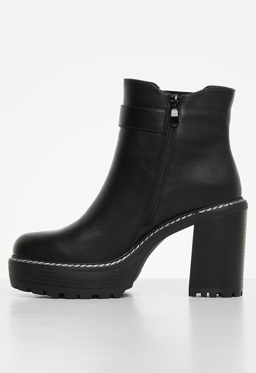 Plum - Jemila ankle boot - black