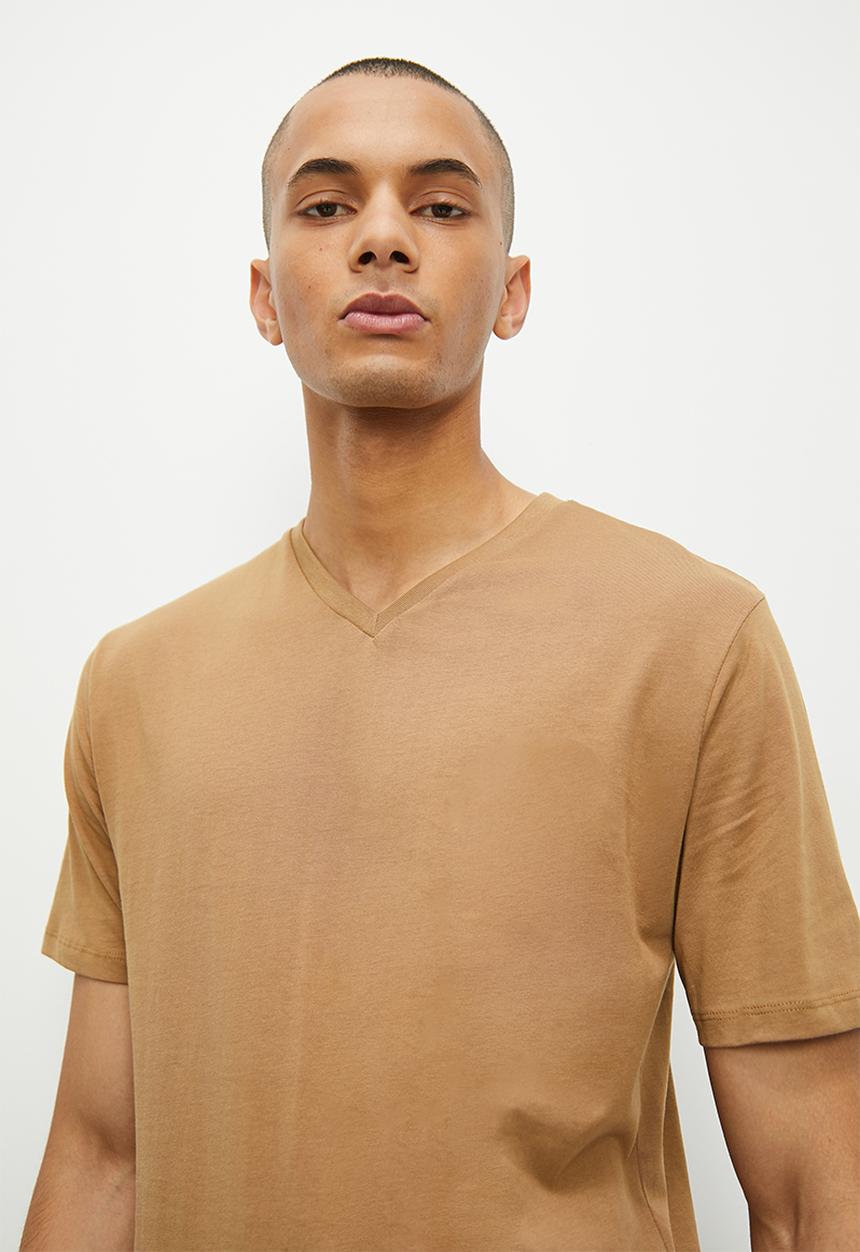 Superbalist - Dean v-neck tee - mocca