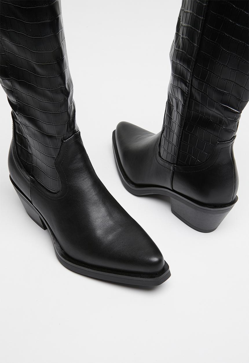 Plum - Nikita western boot - black