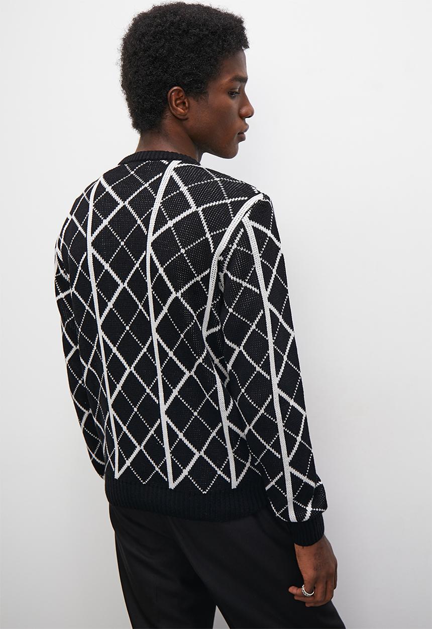 Superbalist - Regular fit diamond pattern crew neck - black & white