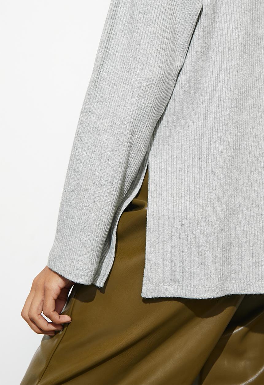 Superbalist - High neck with bell sleeve - grey