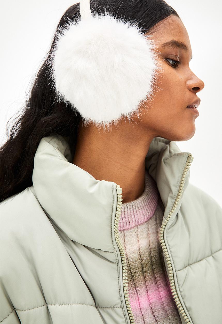 H&M - Fluffy earmuffs - white