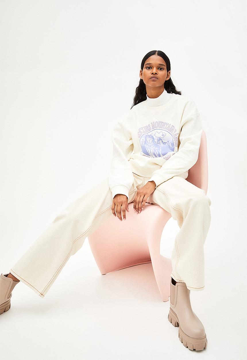 H&M - Sweatshirt - cream/wolf
