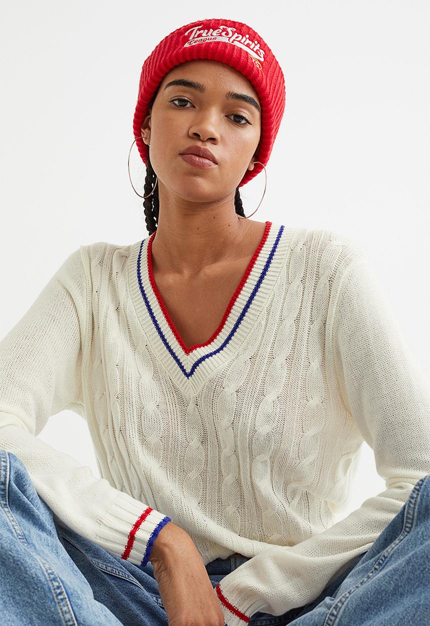 H&M - V-neck cable-knit jumper - cream/bright blue