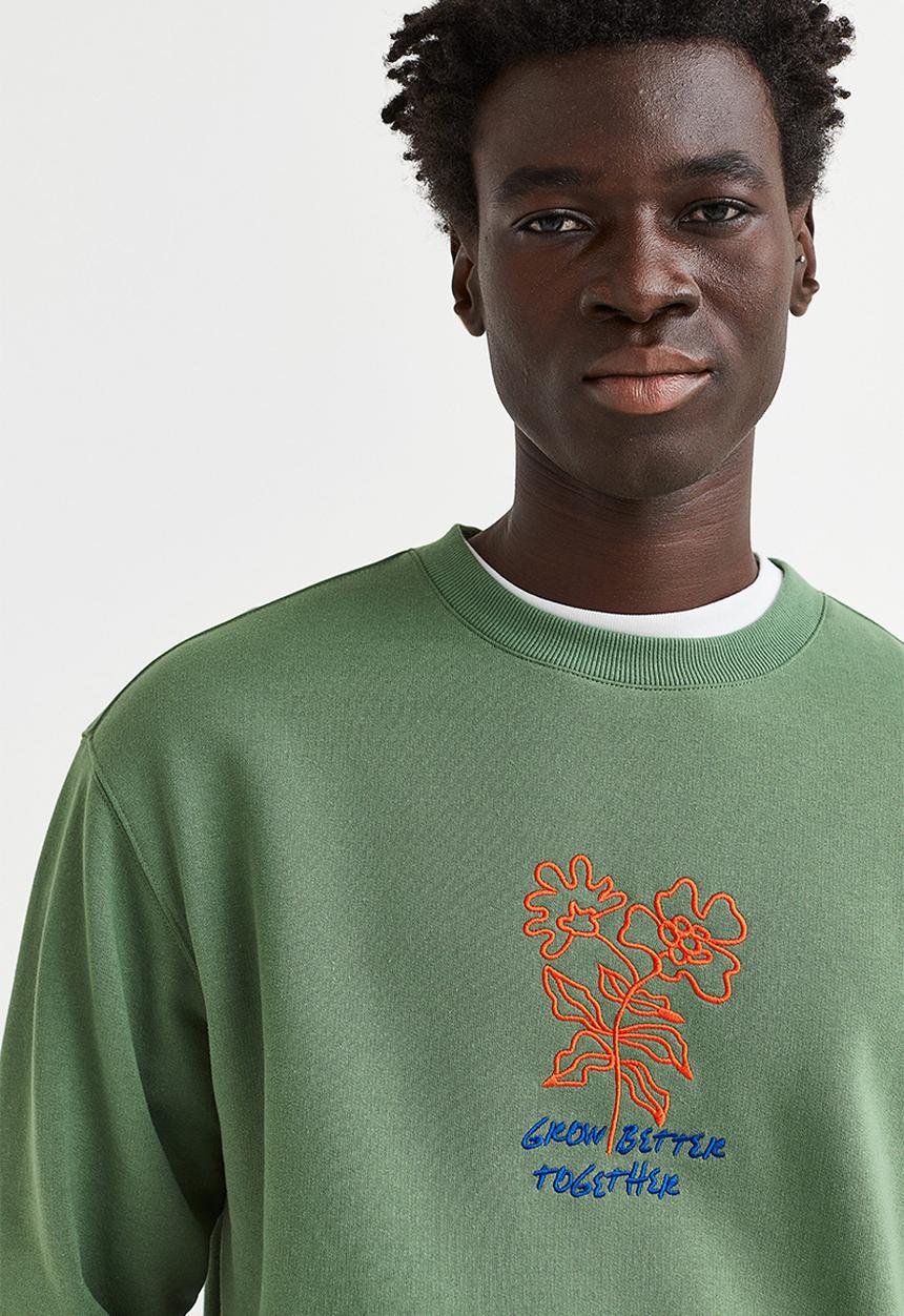 H&M - Relaxed fit printed sweatshirt - green/grow better together