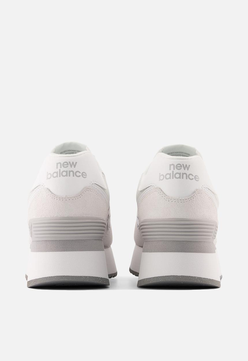 New Balance  - 574+ - runners arent normal - reflection (073)