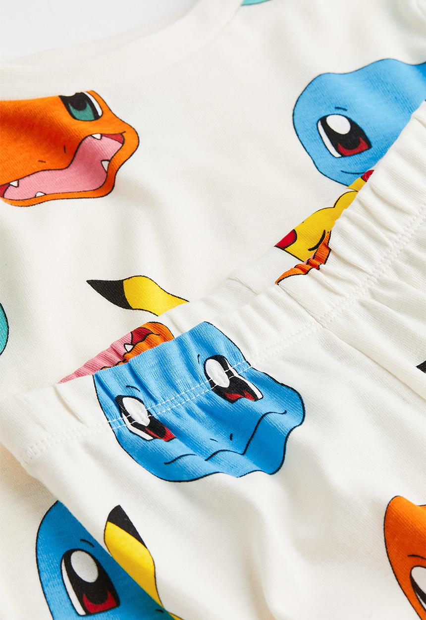H&M - Printed pyjamas - white/pokémon
