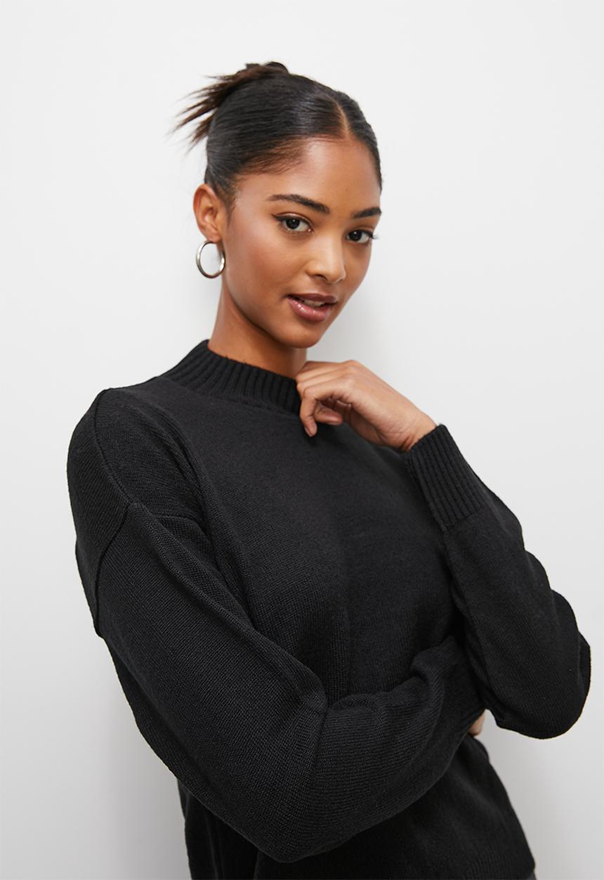 Blake - Meet & greet funnel neck - black