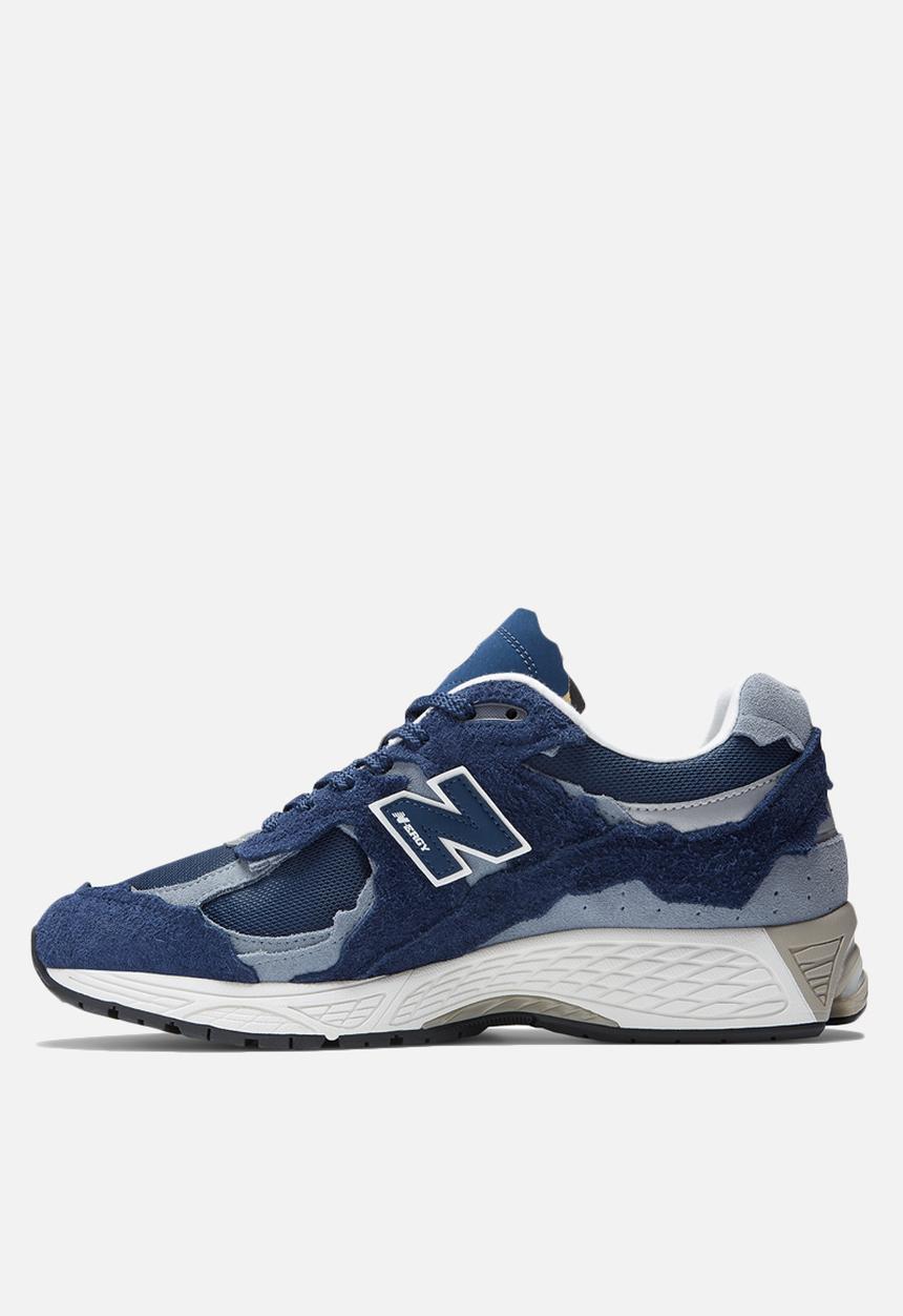 New Balance  - 2002R - modern heritage