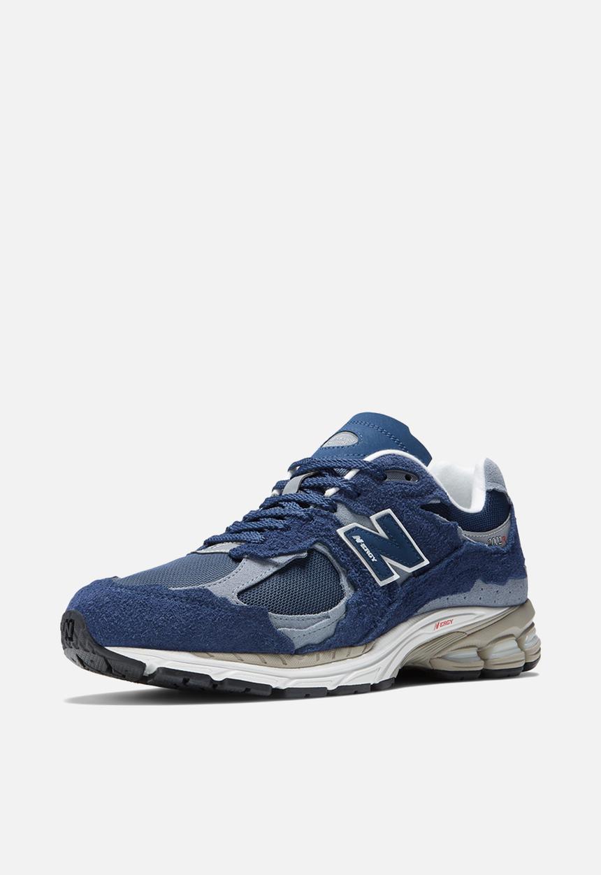New Balance  - 2002R - modern heritage