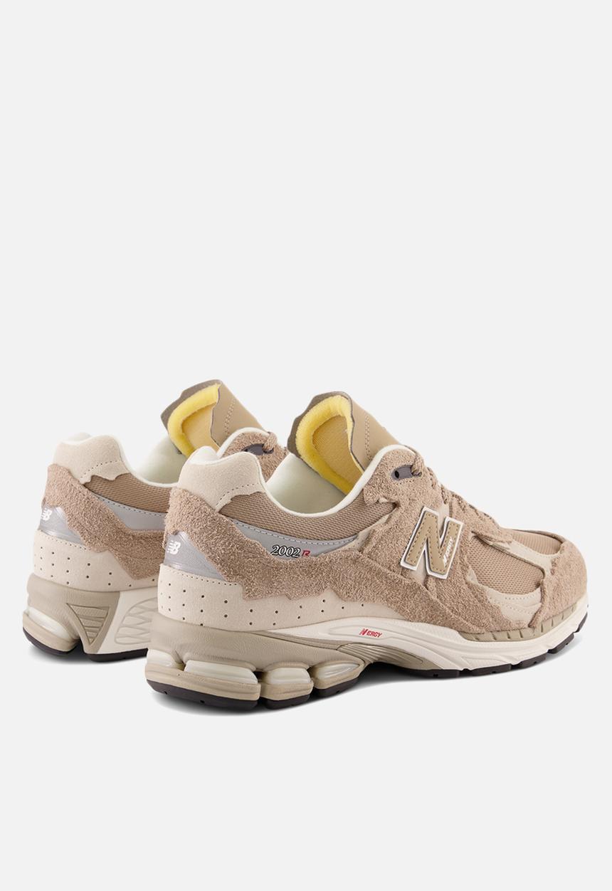 New Balance  - 2002R - modern heritage
