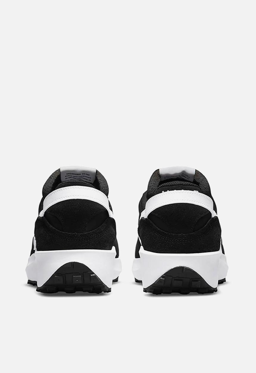 Nike - Waffle Debut