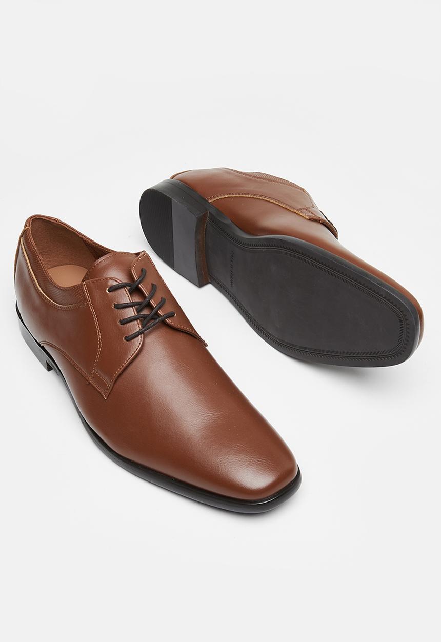Call It Spring - Killyon - cognac