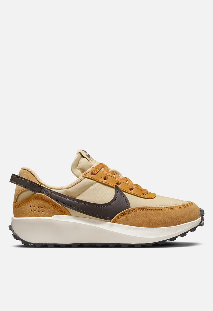 Nike - Waffle Debut