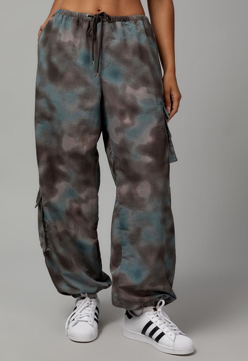 Factorie - Relaxed lightweight track pant - swamp camo
