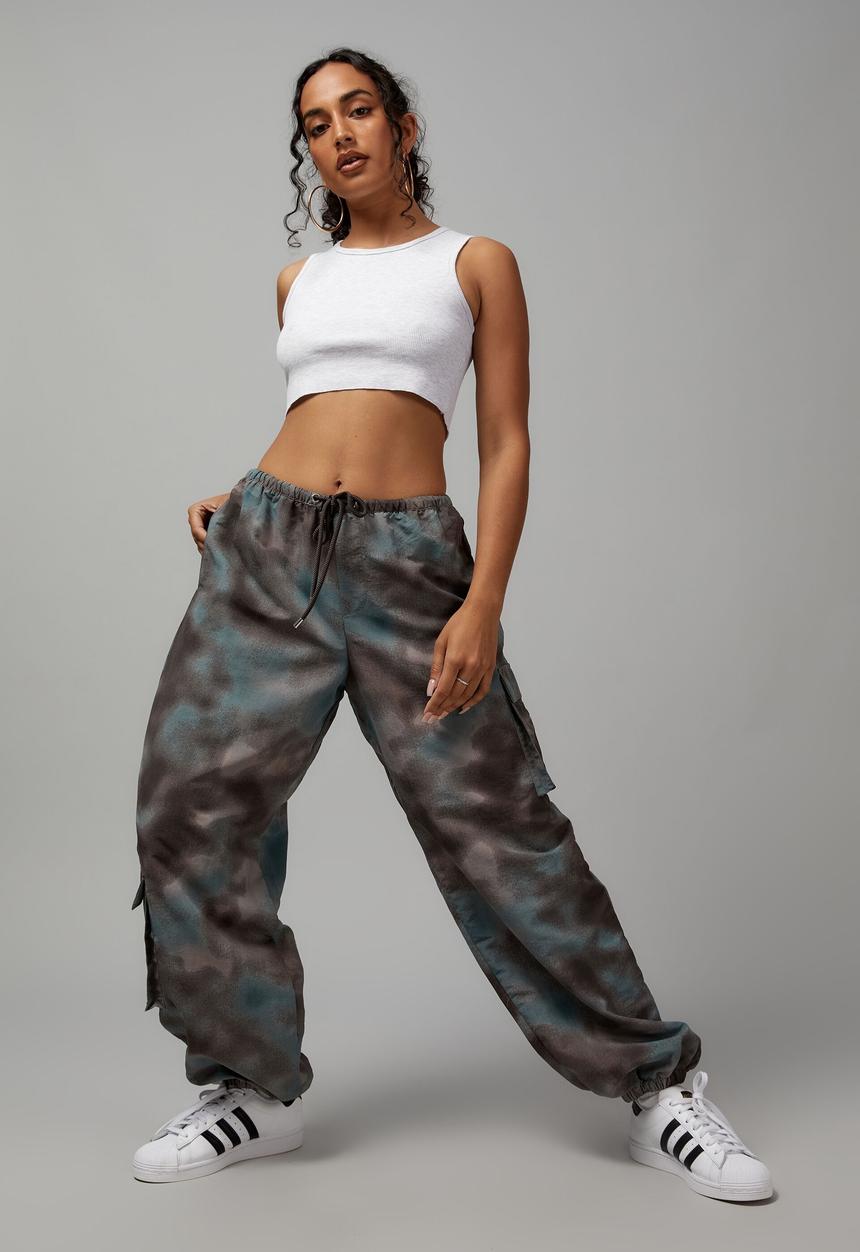 Factorie - Relaxed lightweight track pant - swamp camo