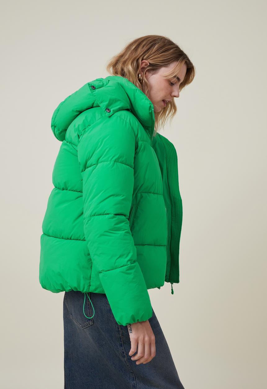 Cotton On - The recycled mother puffer jacket 3.0 - green chilli 