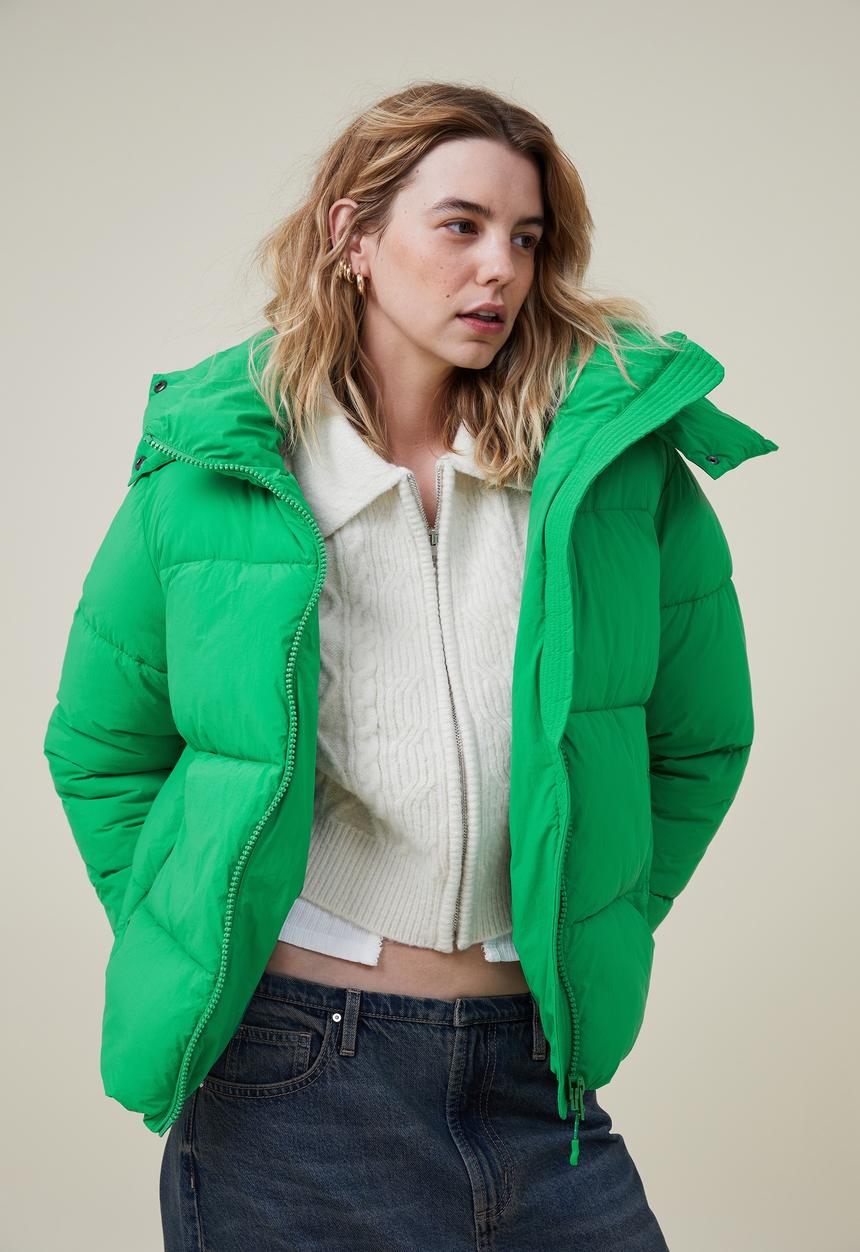 Cotton On - The recycled mother puffer jacket 3.0 - green chilli 