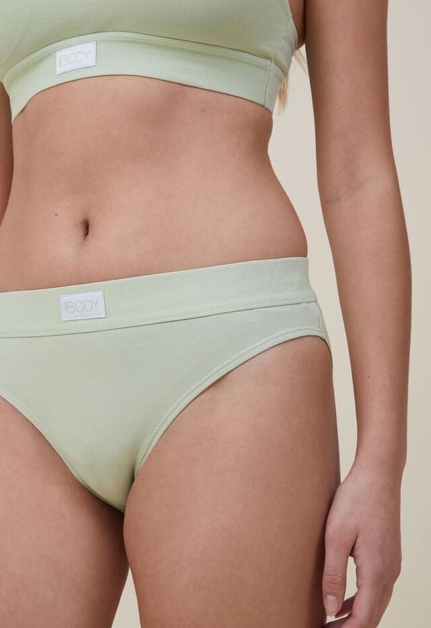 Cotton On - Organic cotton branded bikini brief - suger cane 