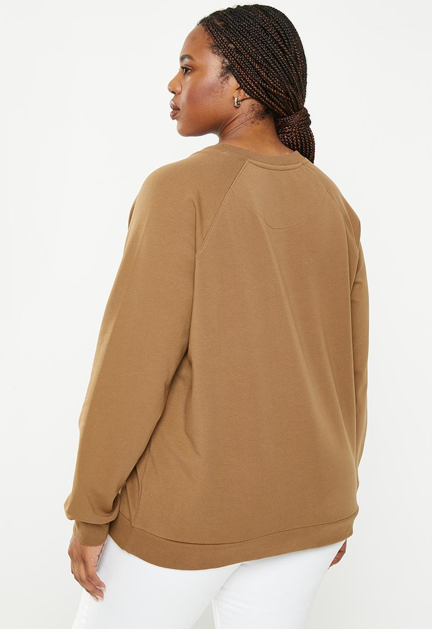 POLO - Plus women nailhead long sleeve sweater - camel
