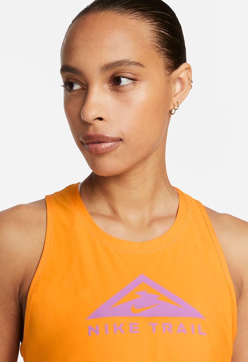 Nike - W nk df trail tank - sundial/rush fuchsia
