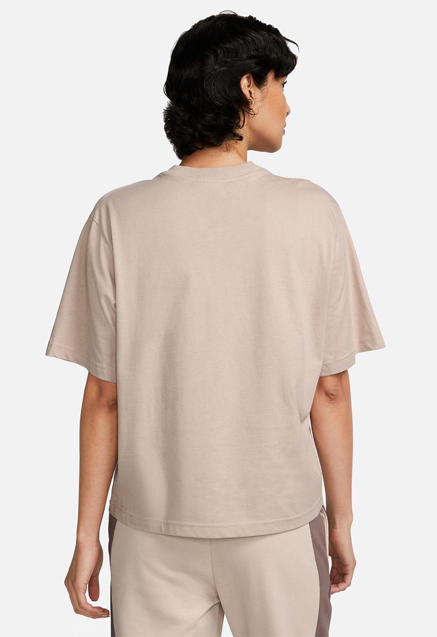 Nike - W nsw tee oc 3 boxy - diffused taupe