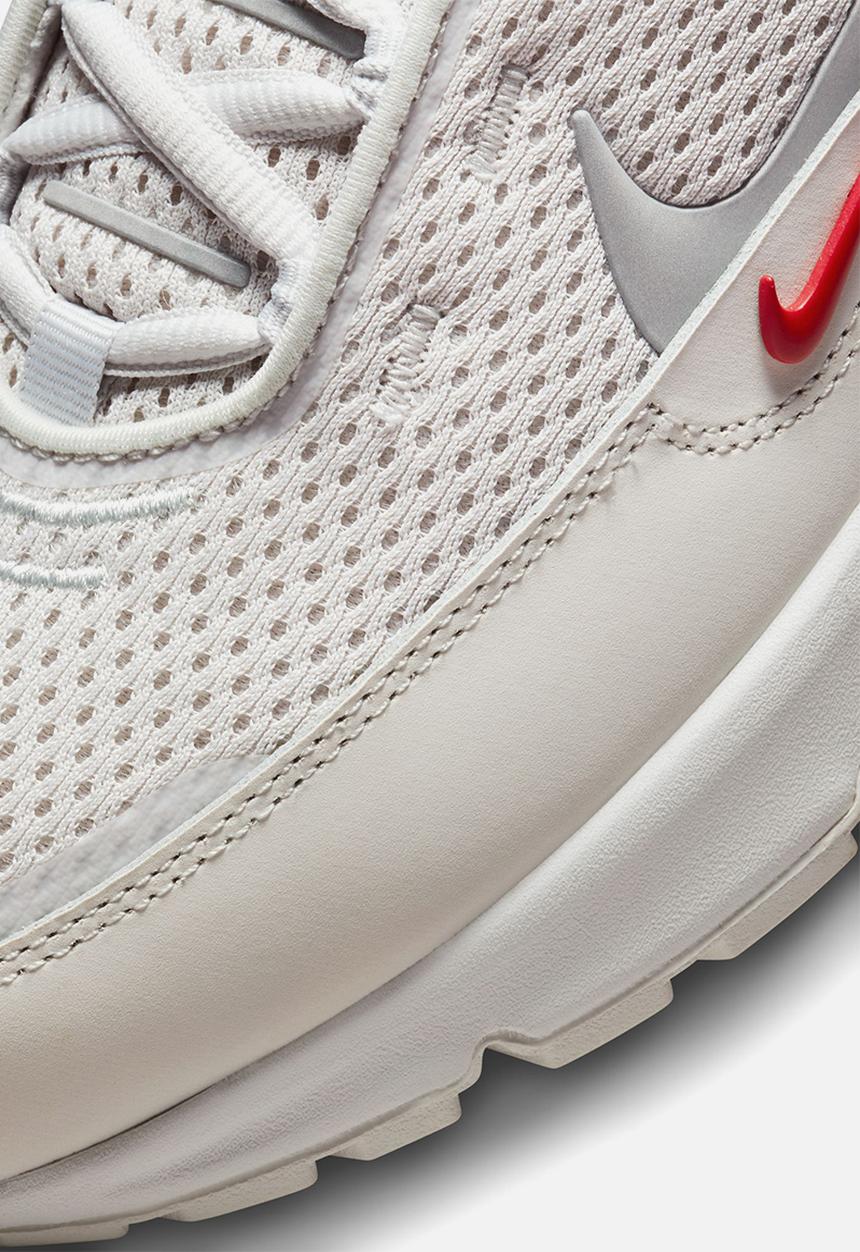 Nike - Air Max Pulse